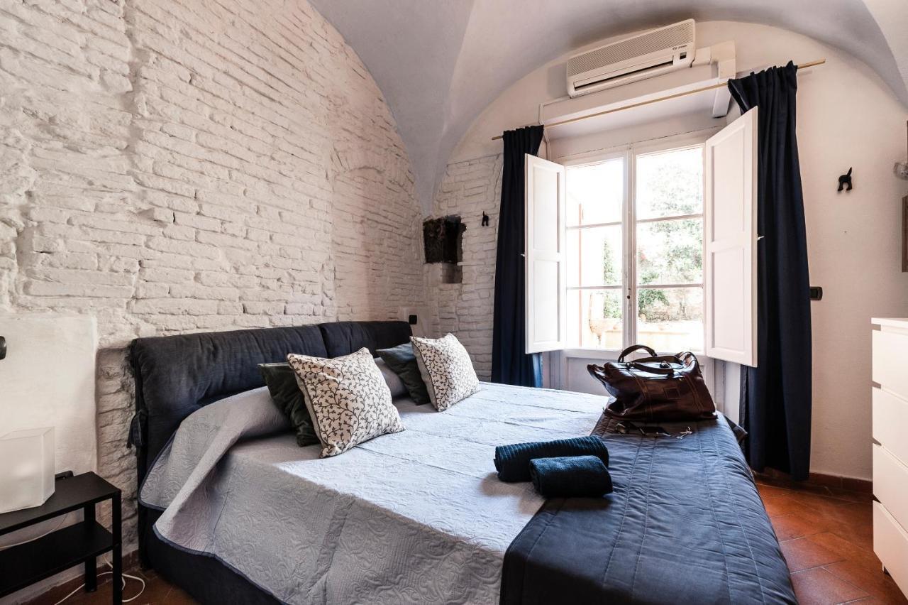 Ferienwohnung Hostly - Garden House Near The Tower - Historical House With Private Garden Pisa Exterior foto